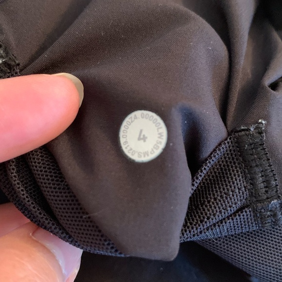 On the Fly LULULEMON pant - Picture 2 of 4